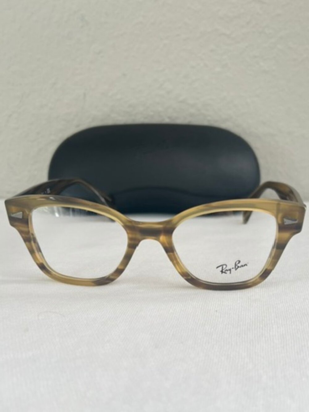 Brand New Ray Ban Eyeglasses RB 0880 8056 49mm Frame Tortoise